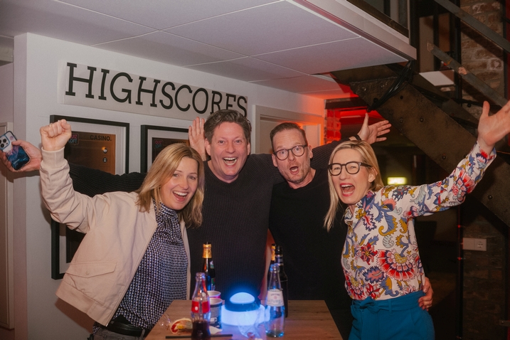 Teamfoto bei Quizshow im Quizloft Siegburg