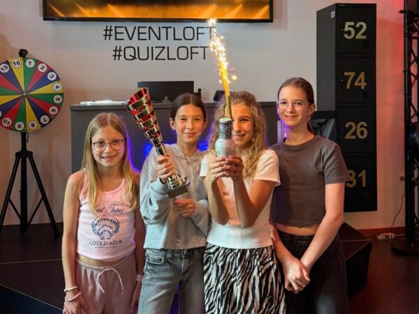 Siegerfoto bei Kindergeburtstag Quiz
